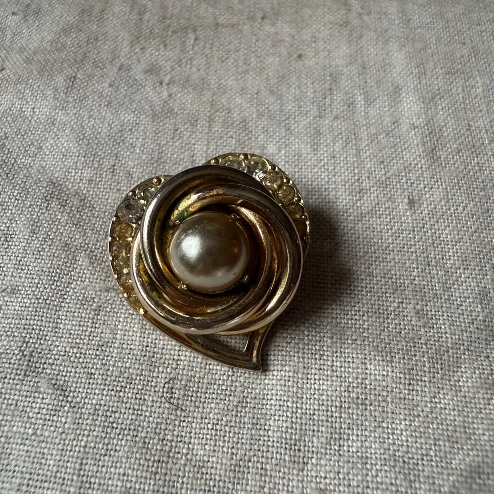 Gold-Tone Pearl Swirl Brooch - Women Jewelry